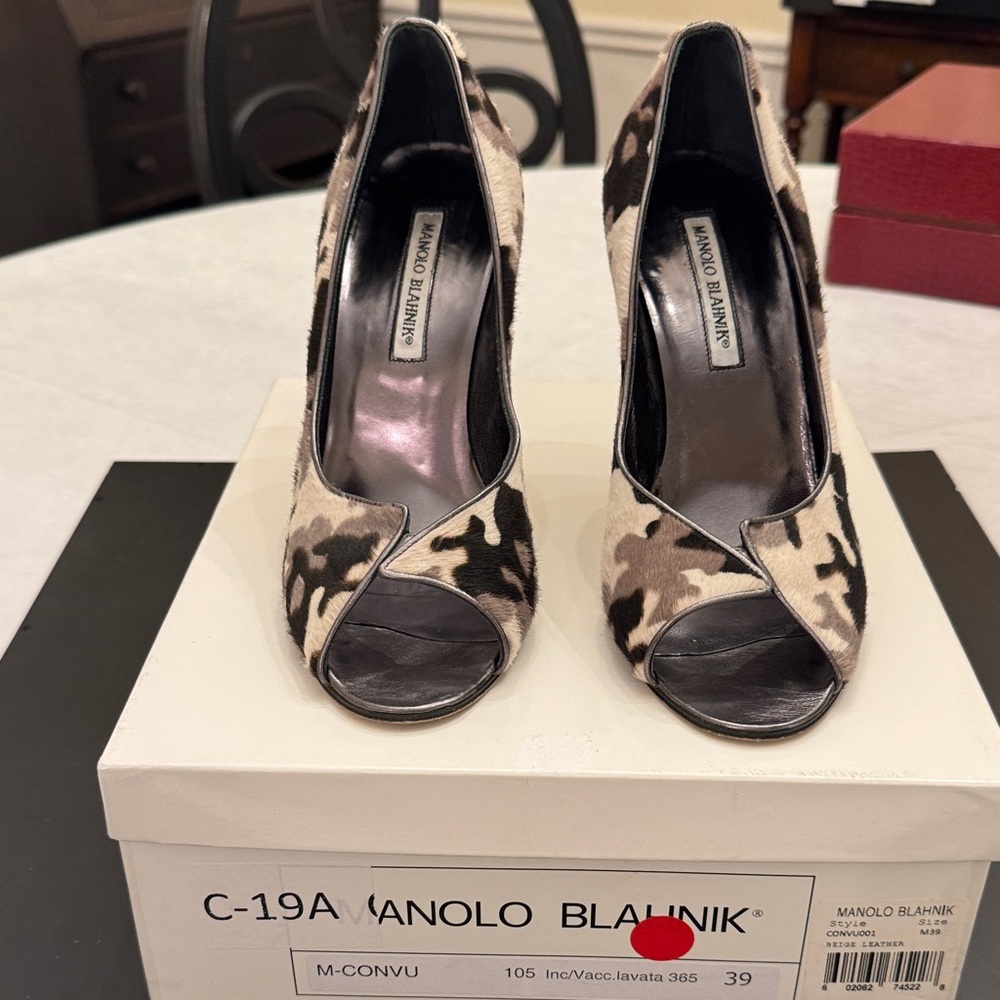 Manolo Blahnik Black and Cream Camouflage Heels